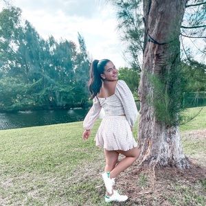 Meet your Posher, Alyssa Falcon